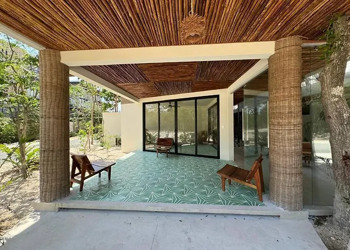 Botanics By Endemico Laureles * Tulum